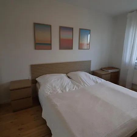 Appartement Cosy Near City, Beach, Metro & Airport
