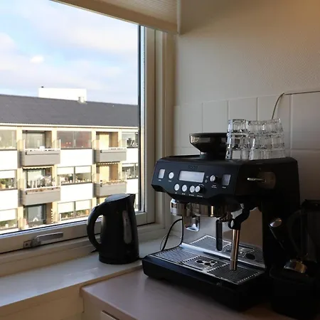 Appartement Cosy Near City, Beach, Metro & Airport