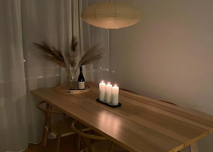 Cosy Near City, Beach, Metro & Airport *